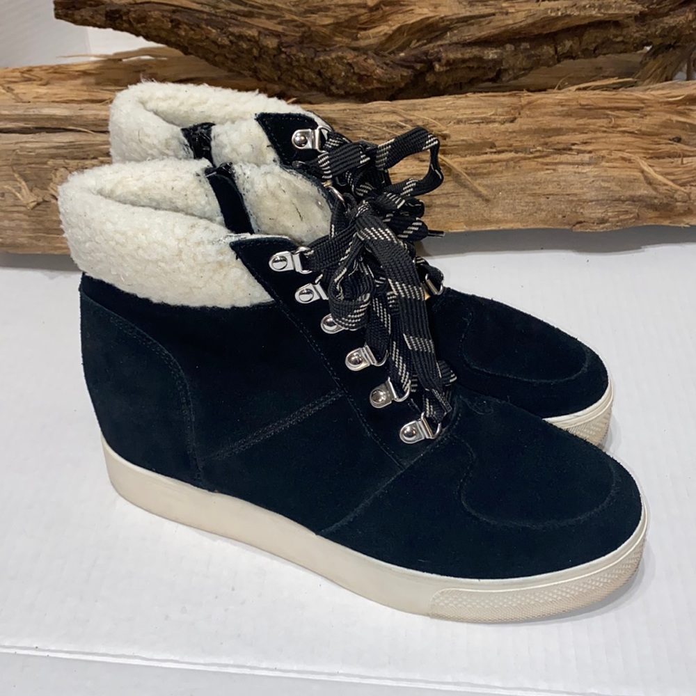 Steve Madden | Lakes Hidden Wedge Sherpa Lined Sneaker | Women - Size: 9